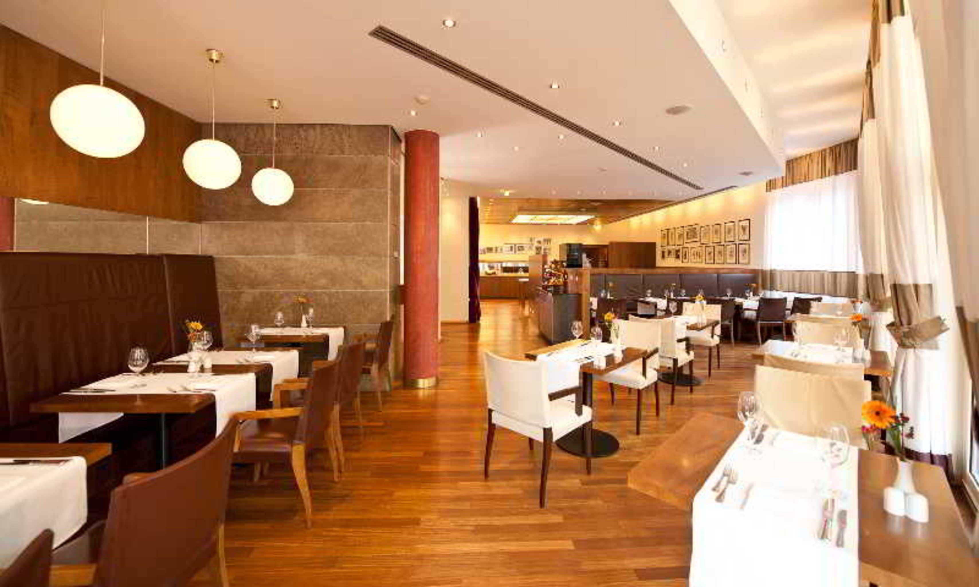 Don Giovanni Hotel Prague - Great Hotels Of The World Esterno foto Interior of a restaurant
