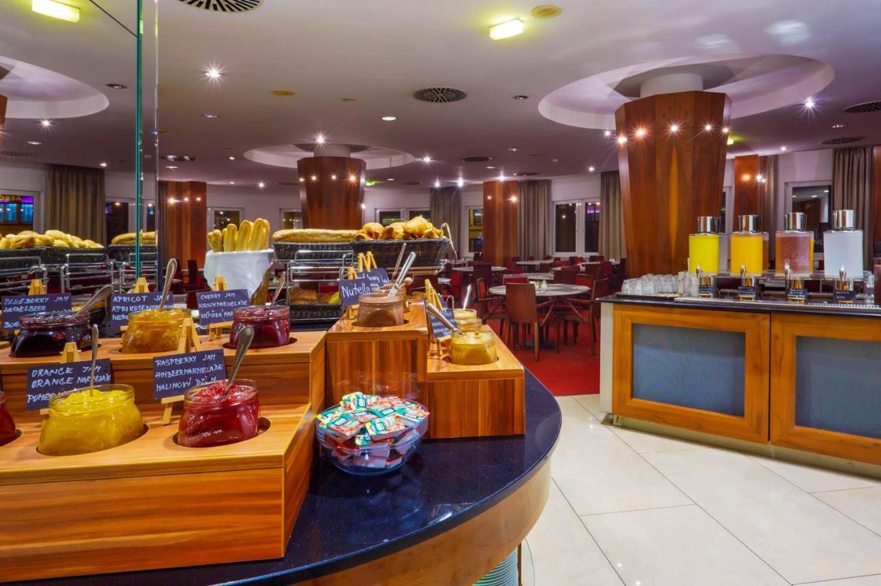 Don Giovanni Hotel Prague - Great Hotels Of The World Esterno foto Breakfast buffet at a hotel